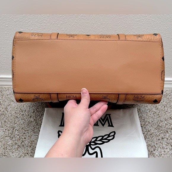 ❌SOLD❌NWT MCM Toni Visetos Coated Canvas Shopper Tote Bag - Picture 13 of 16